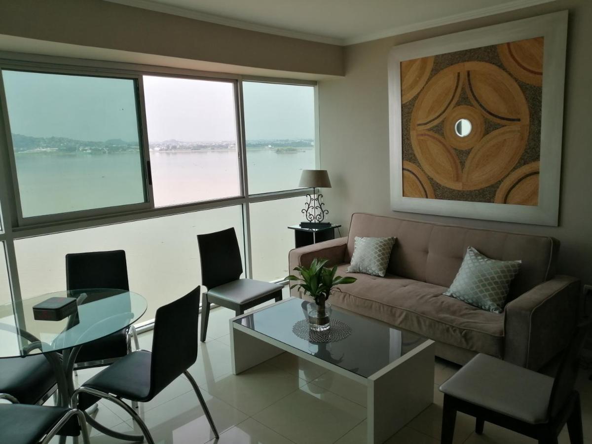 River View Suites Guayaquil Bagian luar foto