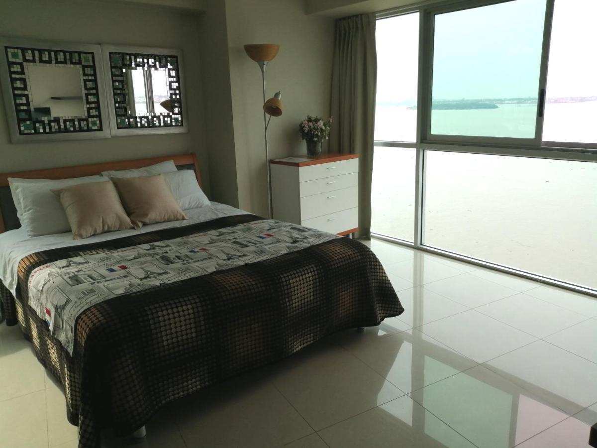 River View Suites Guayaquil Bagian luar foto