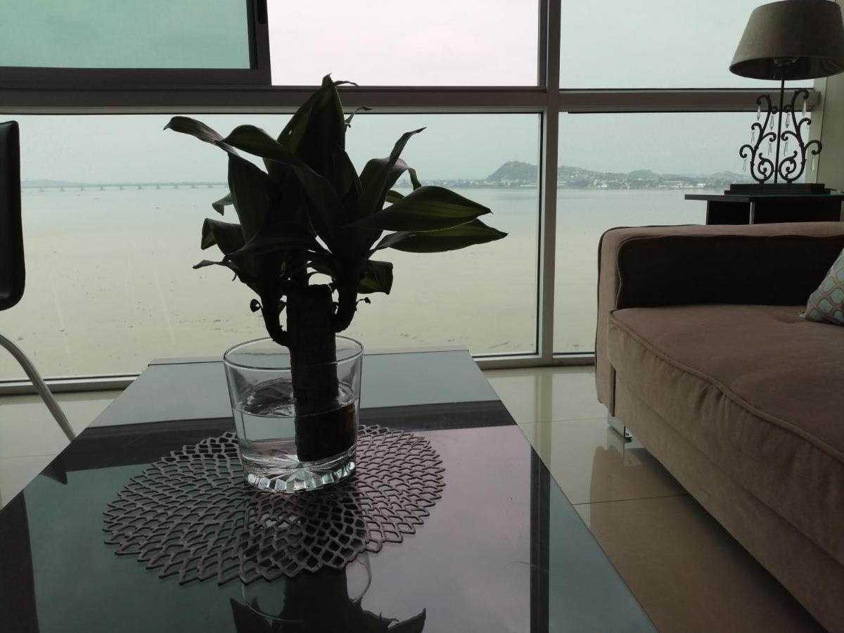 River View Suites Guayaquil Bagian luar foto